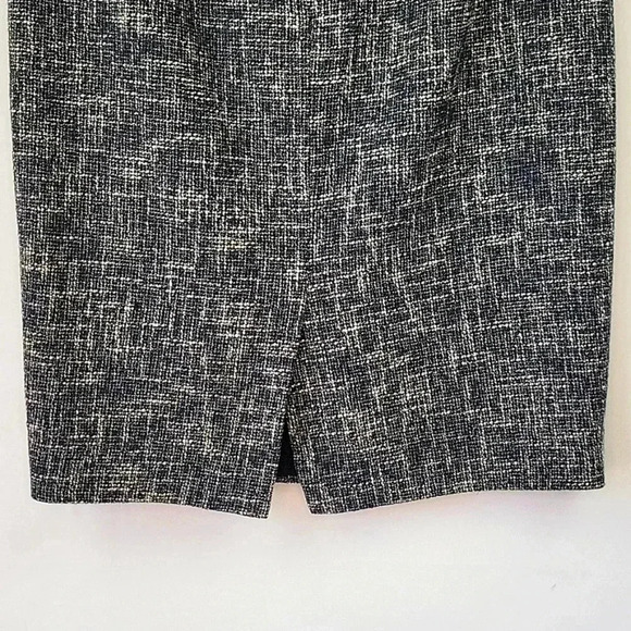 Michael by Michael Kors Tweed Skirt Navy/Lt. Gray Size 4 - Picture 8 of 15